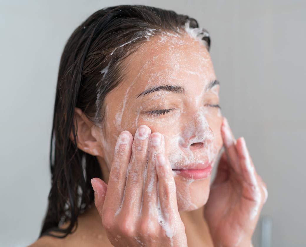 111MedCo lather in hand demonstrating easy application and deep cleansing