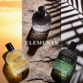 a center texture and notes card showing fragrance composition benefit: scent clarity