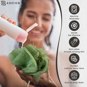 ADETON sponge hanging in bathroom to demonstrate quick-dry hygiene