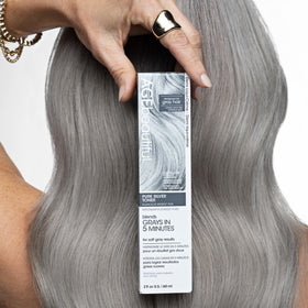 AGE beautiful cream texture close-up illustrating smooth, spreadable formula