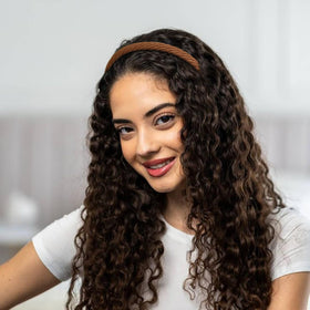 AIBFRID stretching headband edge showing elasticity and durable fit benefit