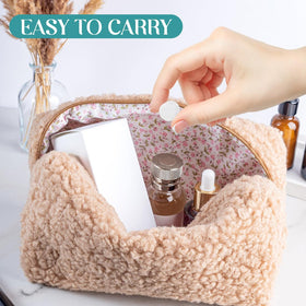 AIDEA towel in a purse pocket showing ready-to-use travel benefit