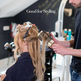 AIMIKE clip clipped in wet hair during styling to prevent slipping