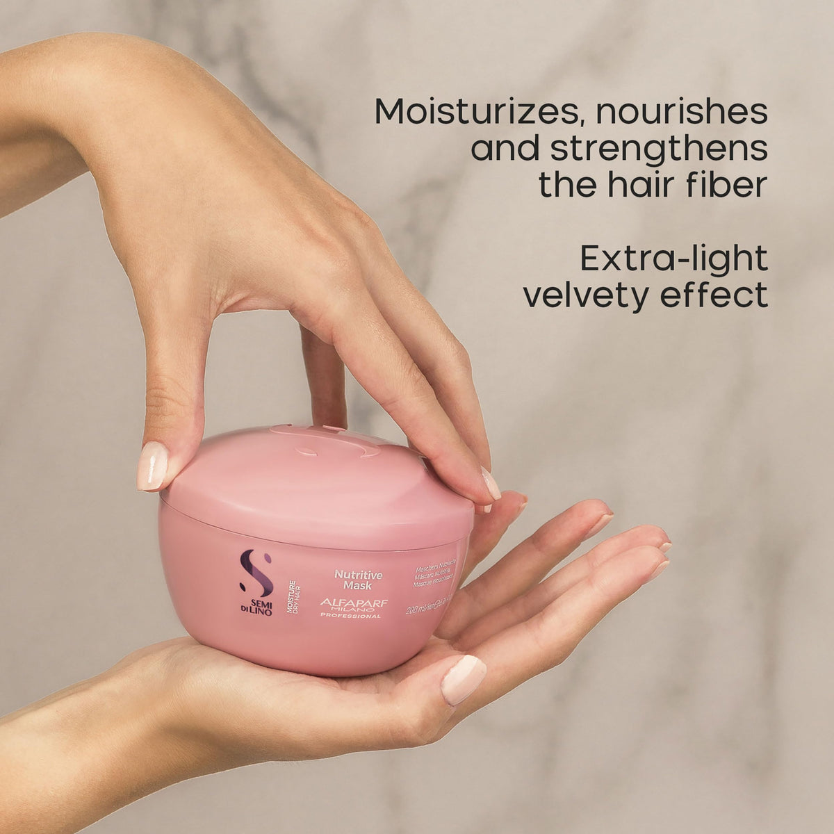 ALFAPARF MILANO texture close-up highlighting rich cream for smooth application