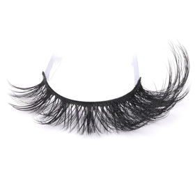 ALICROWN cleaned lashes on tray demonstrating reusability