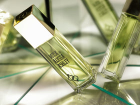 ALYSSA ASHLEY ingredient concept with bergamot and vanilla showing balanced composition