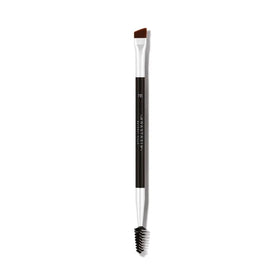 Anastasia Beverly Hills 7B front view showing angled brush for precise strokes