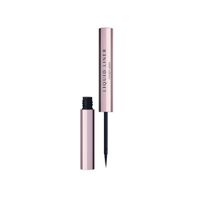 Close-up of Anastasia Beverly Hills felt tip, demonstrating control for fine lines