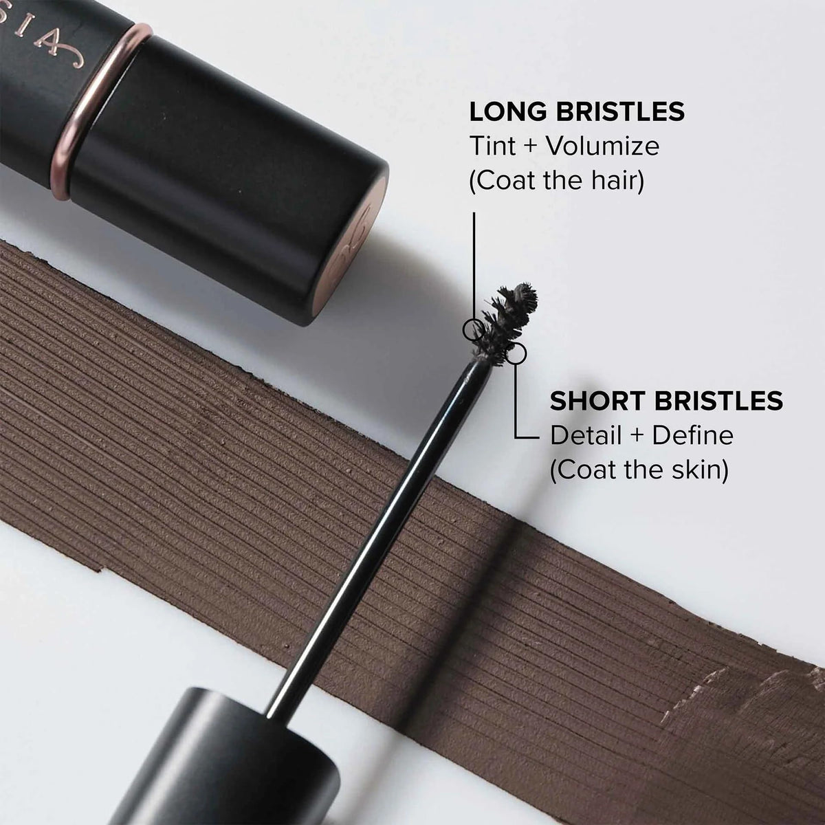 Anastasia Beverly Hills tapered spoolie close-up for precise application and even coverage