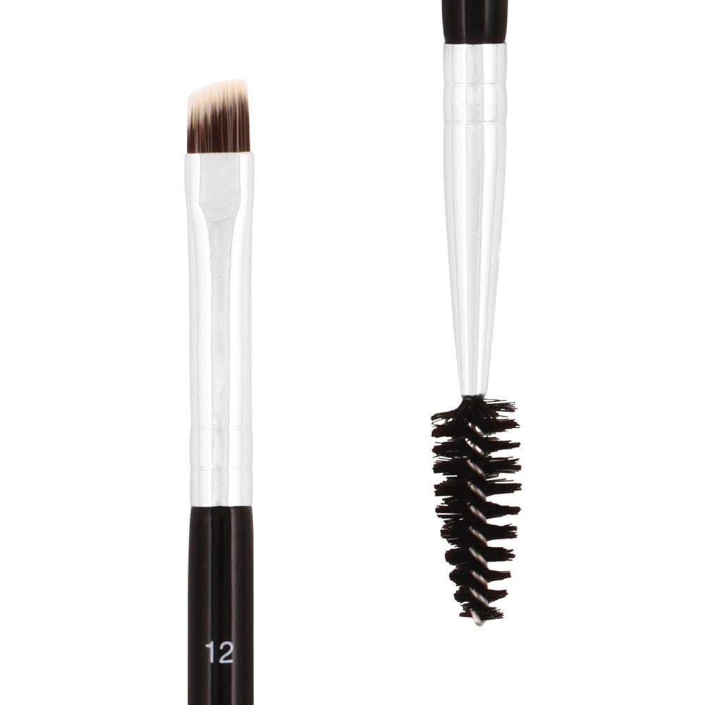 Anastasia Beverly Hills Brush 12 angled bristles close-up demonstrating firm sculpting precision