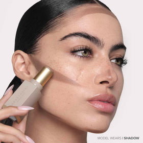 Anastasia Beverly Hills blended contour on cheek illustrating natural-looking definition