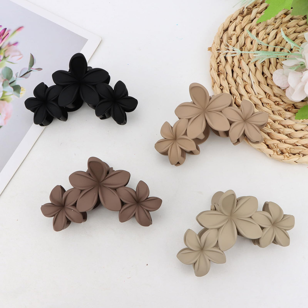 ANBALA gift-display of clips ready for gifting with stylish presentation