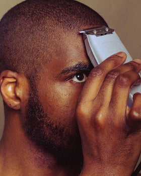 Andis trimming beard detail demonstrating accurate edge definition and control