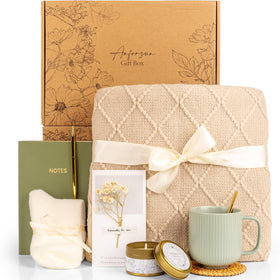 Anforsun mint ceramic mug with gold spoon and bamboo coaster for stylish sipping
