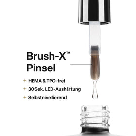APRÉS brush applying base coat for precise, fast salon results