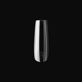 APRÉS professional applying Gel-X tip in salon for faster services