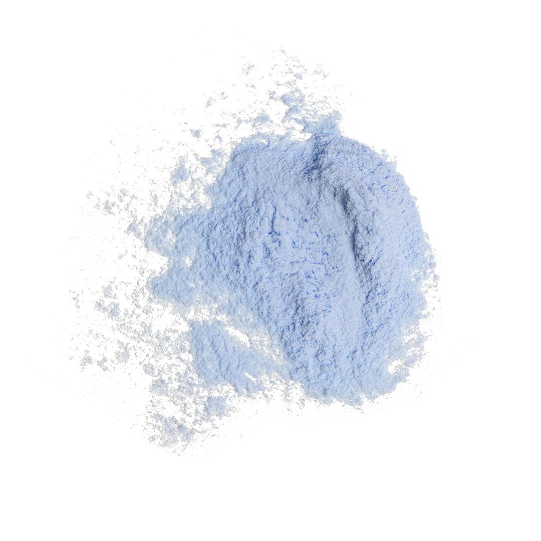 arctic fox applying bleach to hair strands demonstrating even coverage and control