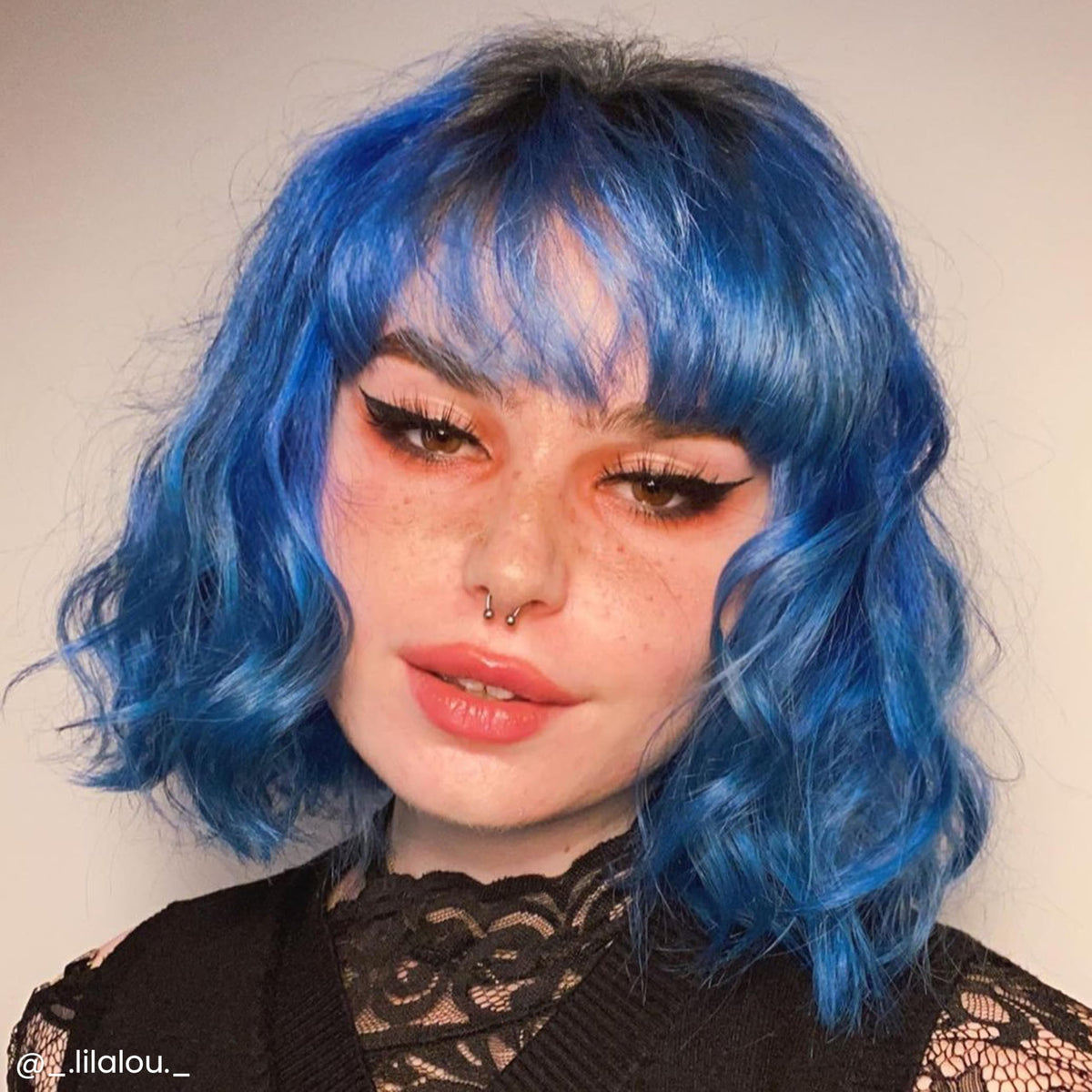 ARCTIC FOX Poseidon applied on bleached hair demonstrating vivid medium blue result