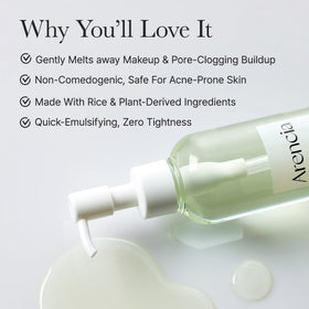 ARENCIA silky oil texture close-up demonstrating smooth glide and gentle cleanse