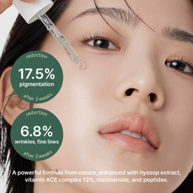 ARENCIA dispensing serum onto hand for easy application and fast absorption