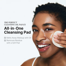 Ariul embossed pad texture close-up for effective makeup lift