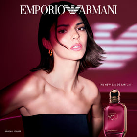 Armani Beauty travel bag scene depicting convenience for trips and touch-ups