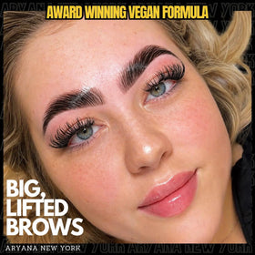 ARYANA NEW YORK duo brush and Y-comb for smoothing and natural-looking texture