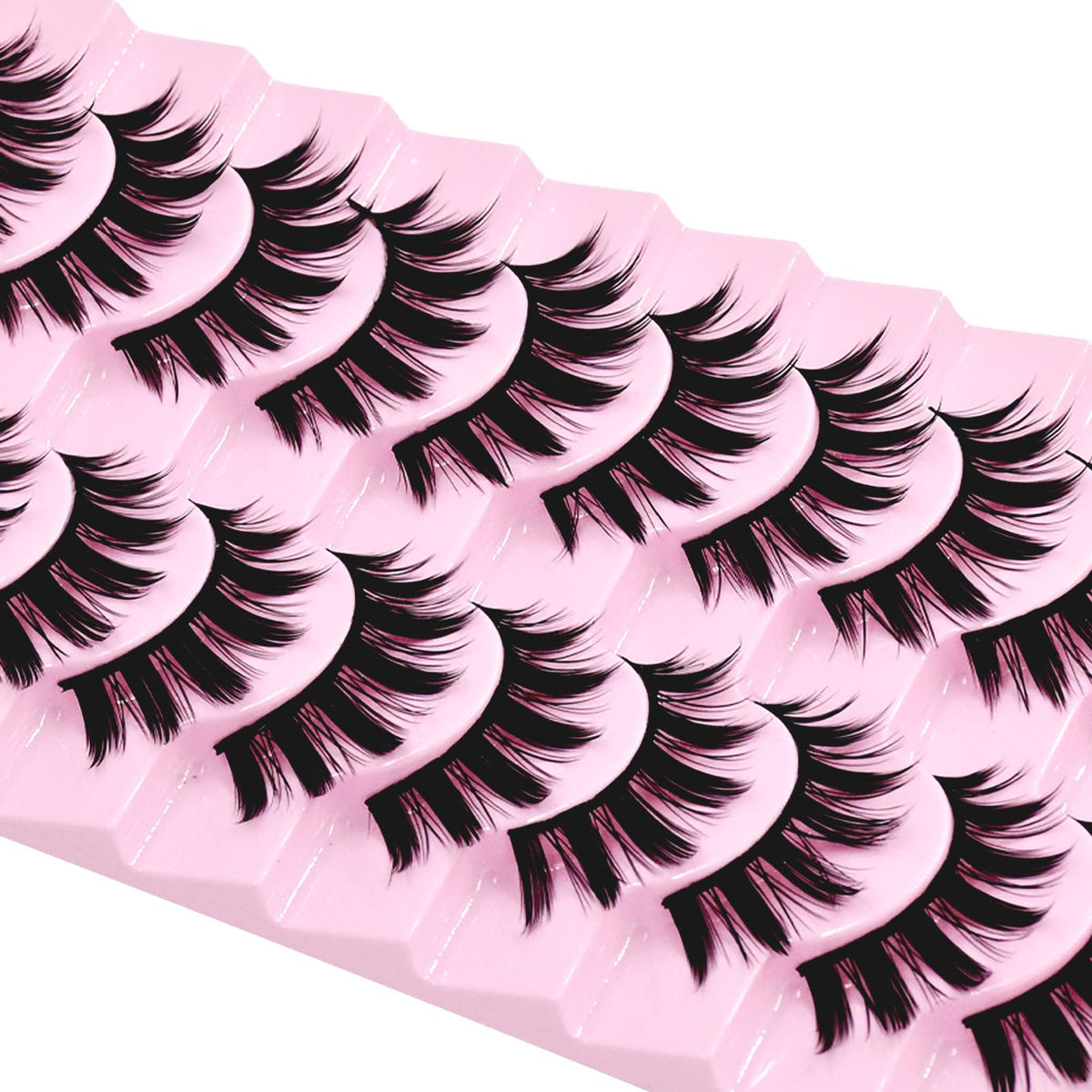 AUGENLI lashes applied on cosplay eye for photo-ready definition