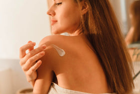 Australian Gold creamy lotion texture close-up for fast absorption