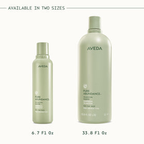 Arrangement of jasmine and ylang-ylang showing Aveda fragrance profile