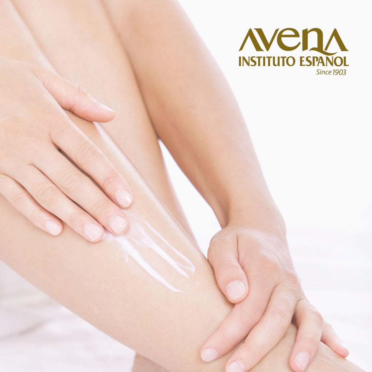 Avena Instituto Español ingredient shot featuring snail extract for hydration benefit