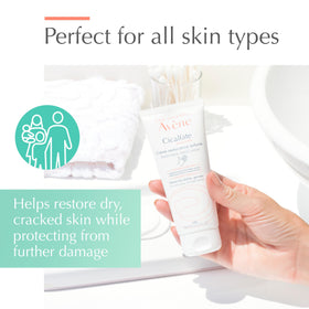 Avène Cicalfate being applied to palm demonstrating soothing care and barrier support