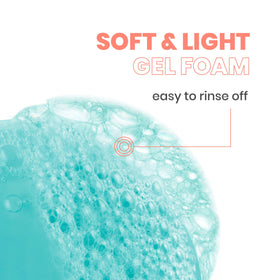 Avène dispensing foam from pump for easy controlled cleansing