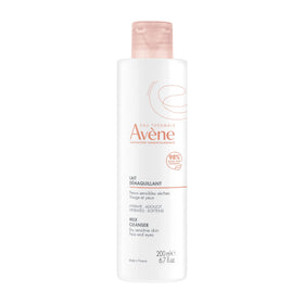 Avène front bottle view showing label and size, clear product identity and benefit
