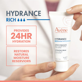 Avène close-up of rich cream texture highlighting soothing, emollient feel