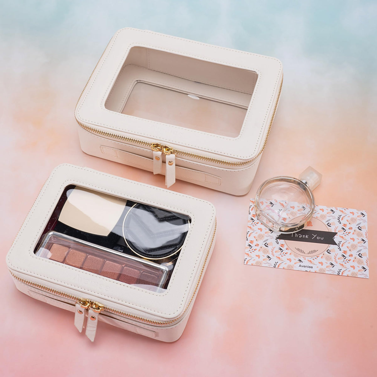 Aveniee in elegant gift box ready to present as a thoughtful gift benefit