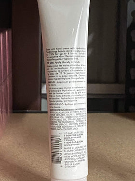AVON cream texture close-up illustrating rich emollients for soothing dry skin