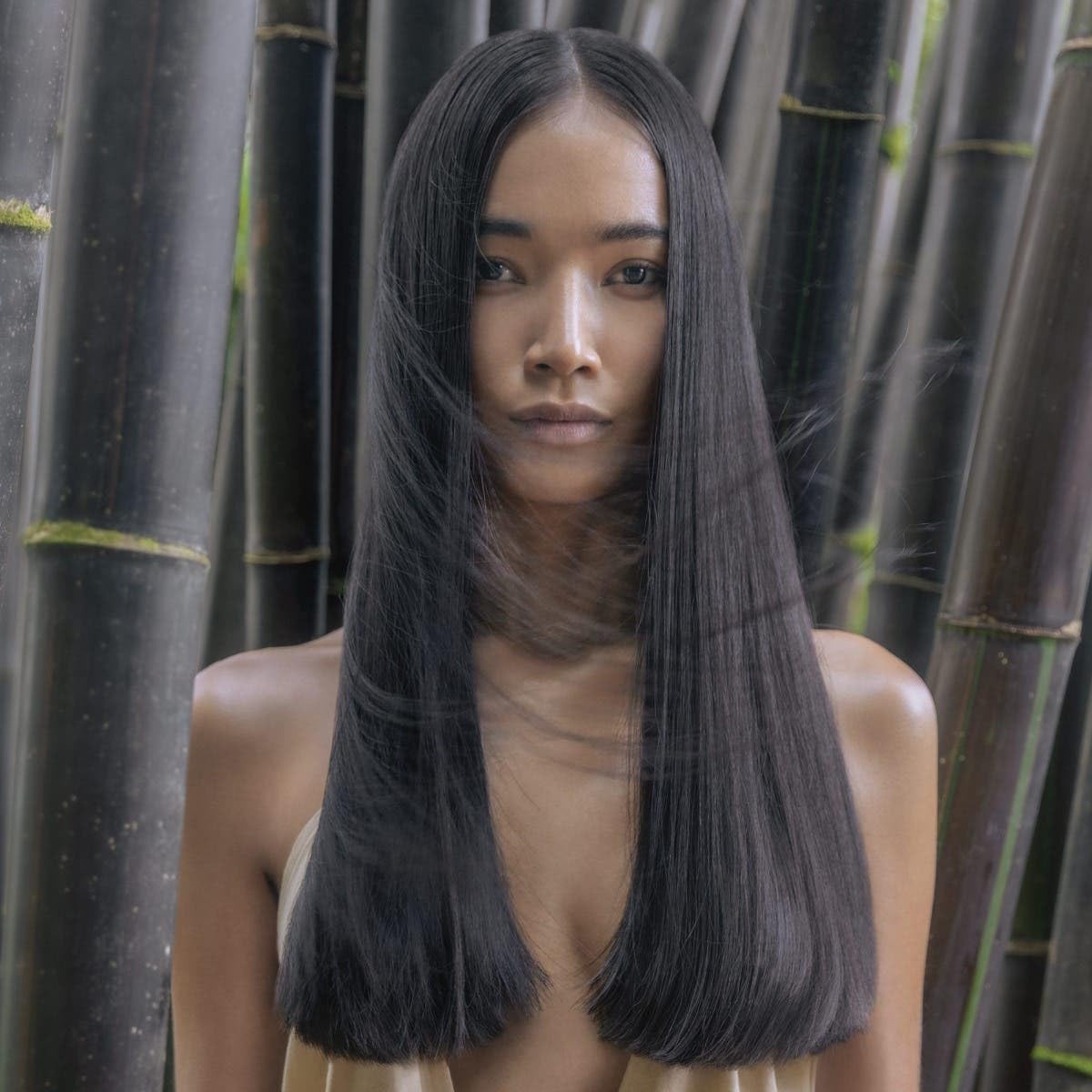 Awapuhi Wild Ginger used on styled hair in salon setting showing long-lasting hold benefit