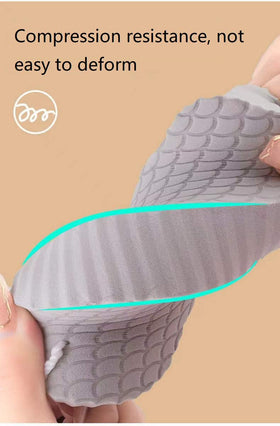 Axnzp wet sponge generating lather for efficient cleaning