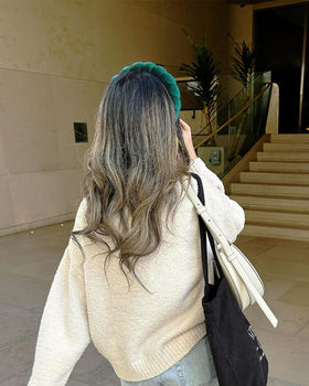 Ayesha headband worn during face washing keeping hair away