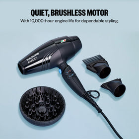 BaBylissPRO Rapido held in hand to show lightweight 0.91 lb design reduces arm fatigue