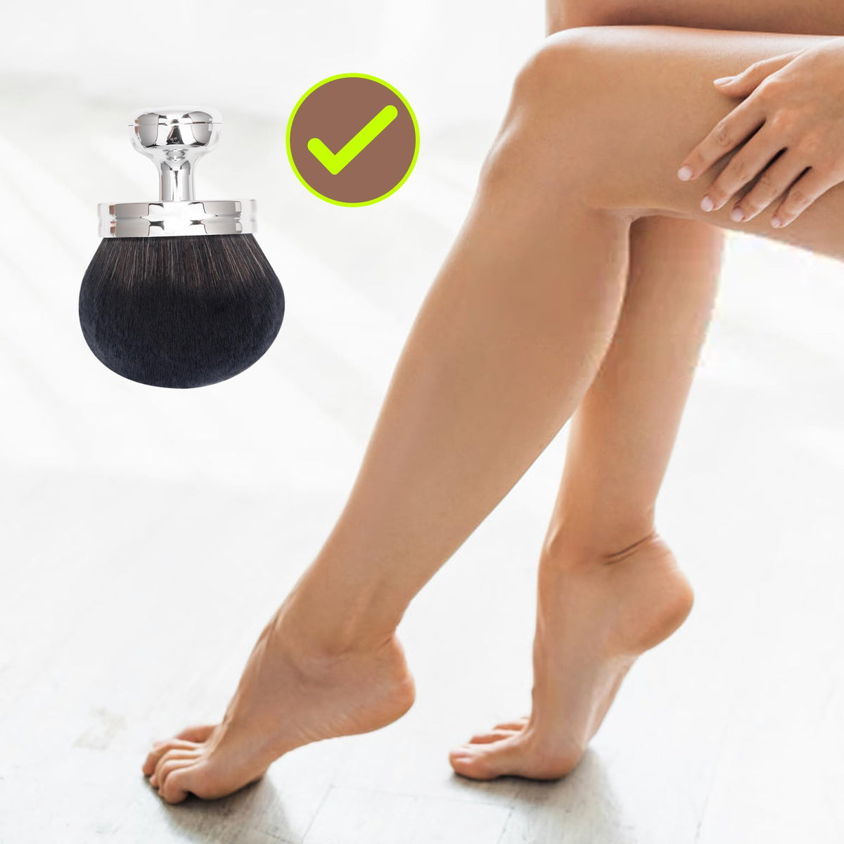 BABYSHEEP brush with tanning mousse showing even product pickup