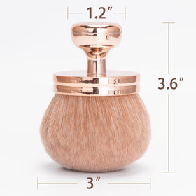 BABYSHEEP close-up of dense synthetic bristles highlighting smooth blending benefit