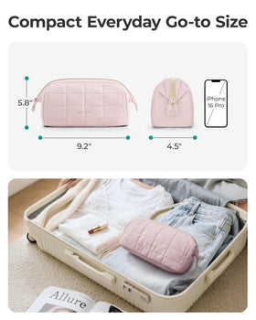 BAGSMART filled with makeup brushes illustrating roomy capacity and protection