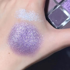 BAISEN DIARY shimmer and glitter pans up close showing fine sparkle for subtle highlights