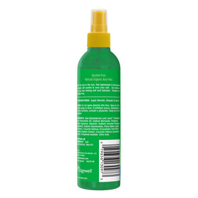 Banana Boat spray nozzle releasing fine mist for even coverage