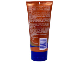 Banana Boat lotion texture close-up highlighting smooth, oil-free formula