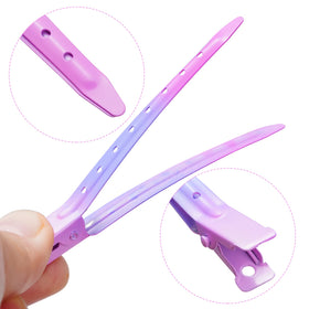 Bantoye clip holding a hair section demonstrating secure grip benefit