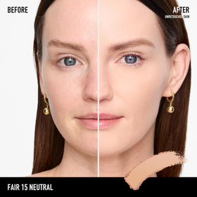 bareMinerals open pan close-up showing pressed powder texture and matte finish