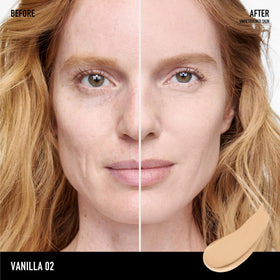 bareMinerals creamy texture droplet highlighting lightweight hydration